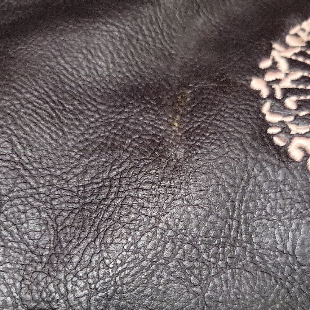 Thirty-One Black Shoulder Bag with Embroidered Ostrich - Picture 3 of 4